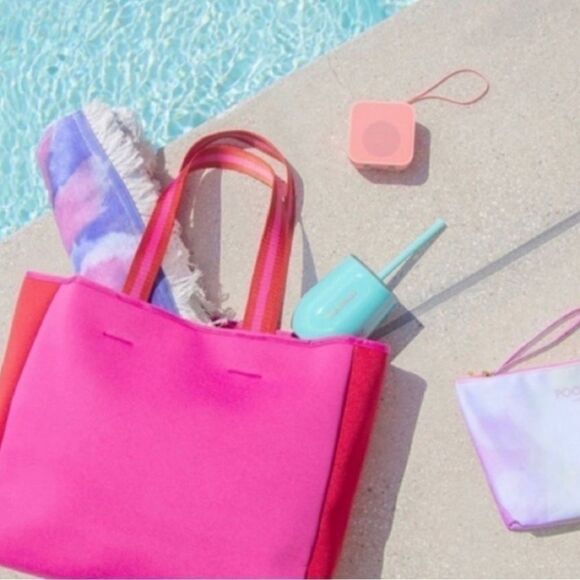 SUMMERSALT Pink Neoprene Beach Tote - Picture 4 of 11